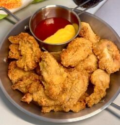 Alternative view of Fried Chicken Meal