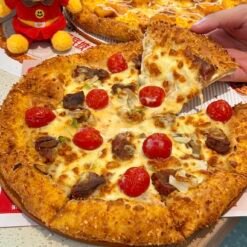 Alternative view of Pizza